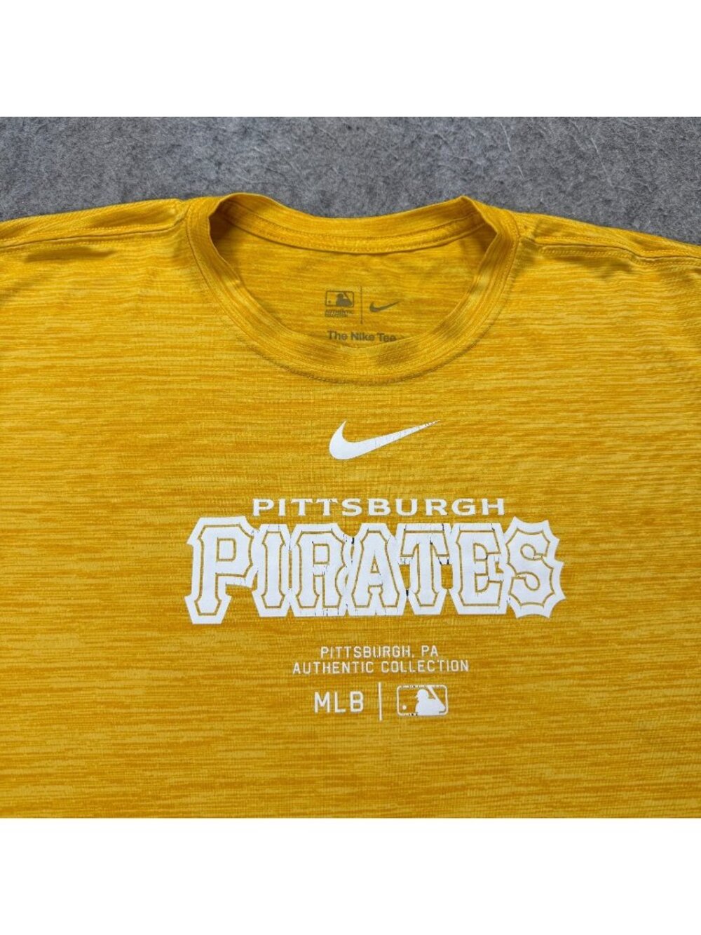 Pittsburgh Pirates Nike Shirt Men XL Gold Performance Crew DRI-FIT Short Sleeve